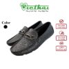 [icon name="star" prefix="fas"] Giày mọi nam hiện đại mã VT112 Chất liệu da bò cao cấp, da thật 100% Form giày ôm chân, thiết kế hiện đại, sang trọng Đường chỉ may tỉ mỉ, tinh tế Đế chống trơn trượt, thời trang Màu: Đen