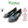 [icon name="star" prefix="fas"] Giày búp bê nữ gót thấp dáng pump VT203 - Chất liệu: Da bò thật, độ bền vượt trội, bền đẹp theo thời gian - Chất liệu da bò giúp thoáng khí, thấm hút mồ hôi tốt, mang lại cảm giác dễ chịu cả ngày dài. - Đế: chống trơn trượt - chống mòn, hỗ trợ massage chân nhẹ nhàng. - Phù hợp mang đi làm, đi chơi, du lịch hoặc dạo phố.