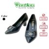 [icon name="star" prefix="fas"] Giày cao gót nữ dáng pump VT205 - Chất liệu: Da bò thật, độ bền vượt trội, bền đẹp theo thời gian - Chất liệu da bò giúp thoáng khí, thấm hút mồ hôi tốt, mang lại cảm giác dễ chịu cả ngày dài. - Đế: chống trơn trượt - chống mòn, hỗ trợ massage chân nhẹ nhàng. - Phù hợp mang đi làm, đi chơi, du lịch hoặc dạo phố.