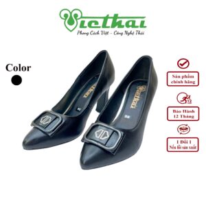 <i class=""fas" fa-"star""></i> Giày cao gót nữ mũi tròn VT208 - Chất liệu: Da bò thật, độ bền vượt trội, bền đẹp theo thời gian - Chất liệu da bò giúp thoáng khí, thấm hút mồ hôi tốt, mang lại cảm giác dễ chịu cả ngày dài. - Đế: chống trơn trượt - chống mòn, hỗ trợ massage chân nhẹ nhàng. - Phù hợp mang đi làm, đi chơi, du lịch hoặc dạo phố.