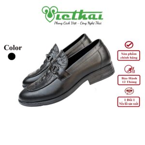 <i class=""fas" fa-"star""></i> Giày lười công sở thiết kế tinh gọn VT186 Chất liệu da bò cao cấp, da thật 100% Form giày ôm chân,thiết kế hiện đại, thoáng mát, thoải mái Đường chỉ may tỉ mỉ, tinh tế Đế chống trơn trượt, thời trang Màu: Đen